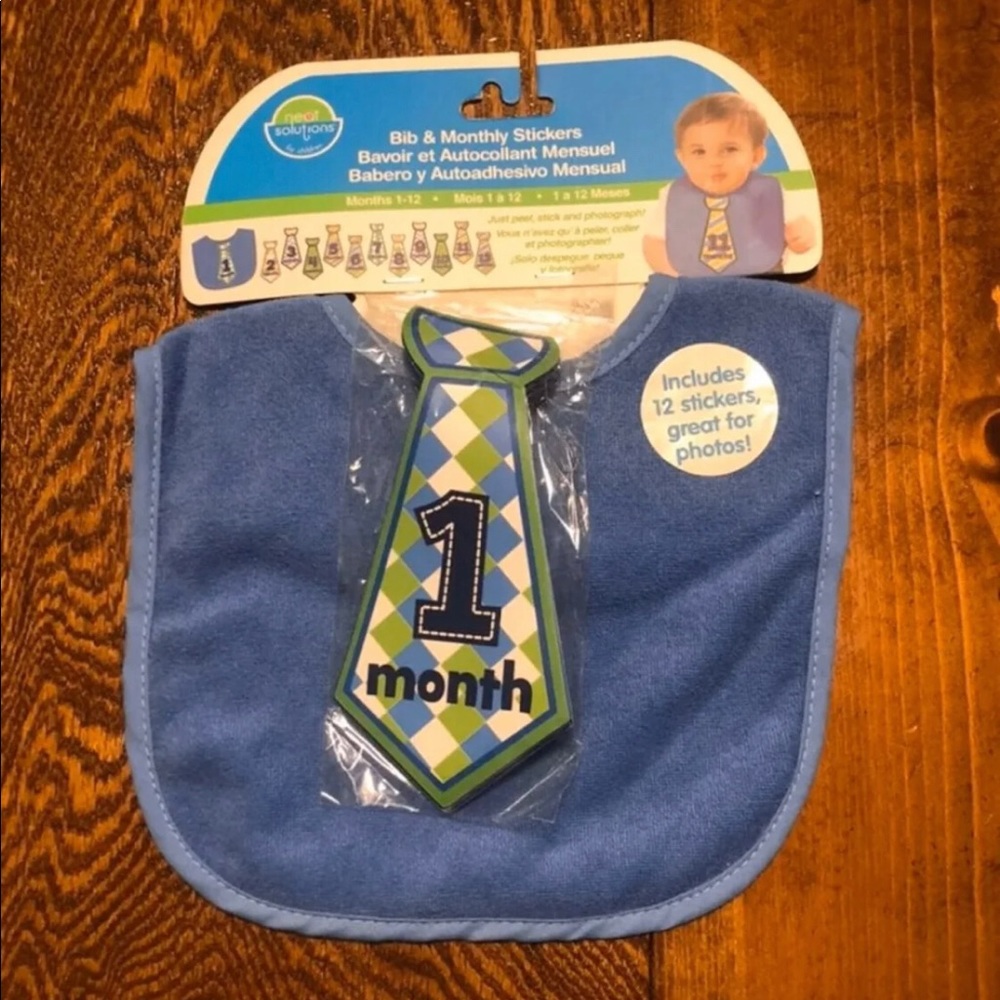 ‼️Sold‼️Grow With Me Baby Bibs